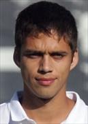 Pavez L.